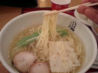 京風ラーメン町家小路東入る 京風ラーメン 麺