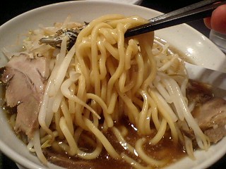 幻の中華そば加藤屋伏見にぼ次郎 にぼ次郎 麺