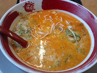 まこと屋 ピリ辛牛醤ラーメン スープ