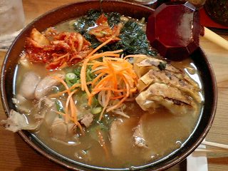 古潭 特製らーめん(醤油)@アベノ地下店