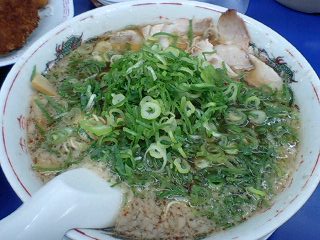 来来亭 ラーメン大盛ねぎ多め@長居