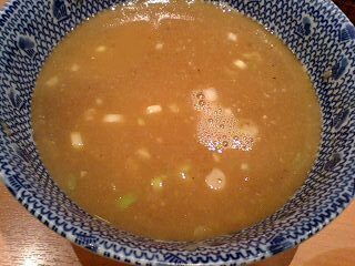 六里舎TOKYO 朝つけ麺(大盛300g) スープ割り
