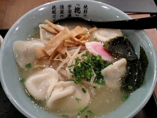 伝説のすた丼 水餃子のタンメン@ヨドバシ梅田店