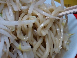 ラーメン影郎 ラーメン並[野菜マシ] 麺