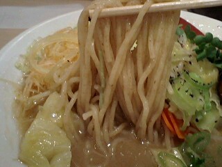 麺乃國＋ 銀まろ味噌野菜ラーメン(大盛) 麺