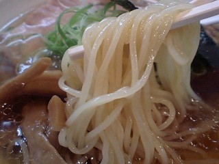 大阪麺哲 醤油 麺