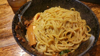 今里わっしょい 男のまぜ麺(350g) かき混ぜ後