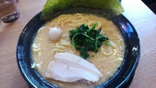 横浜家系ラーメン 布施商店 ラーメン(醤油豚骨)@布施