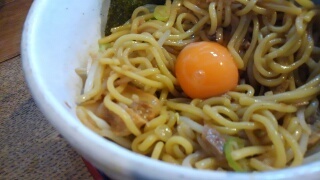 らーめん夢屋台 夢まぜそば 生卵