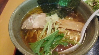 らくらく亭 鶏骨あっさりラーメン(醤油)(大)@エブリーイオン新金岡店