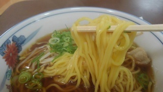 太閤 しょうゆラーメン 麺