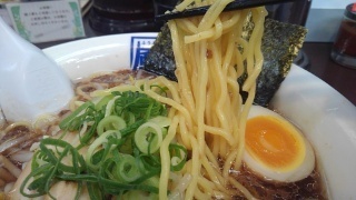 風風ラーメン バリコク醤油 麺